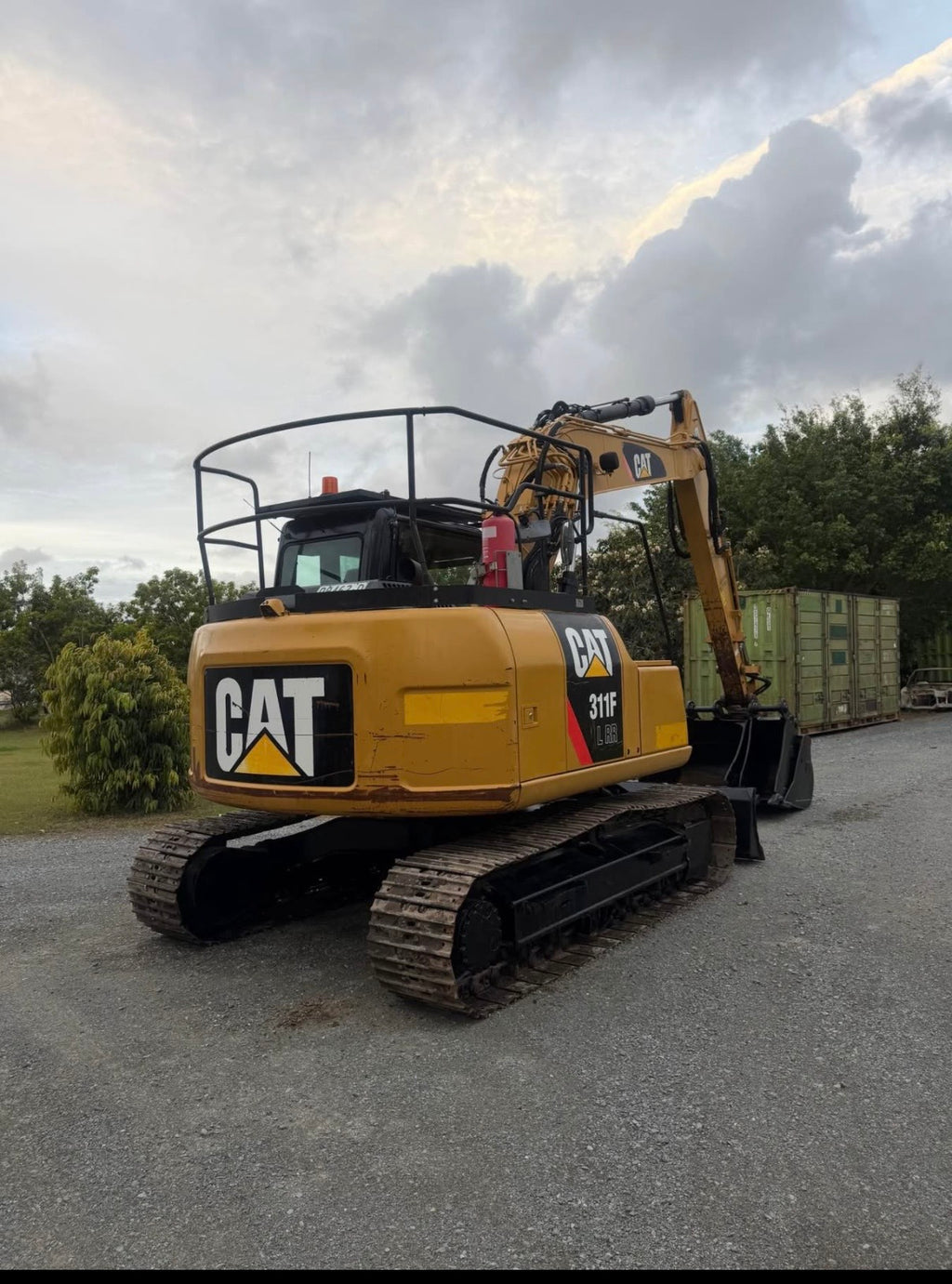 2015 Caterpillar  311F LRR