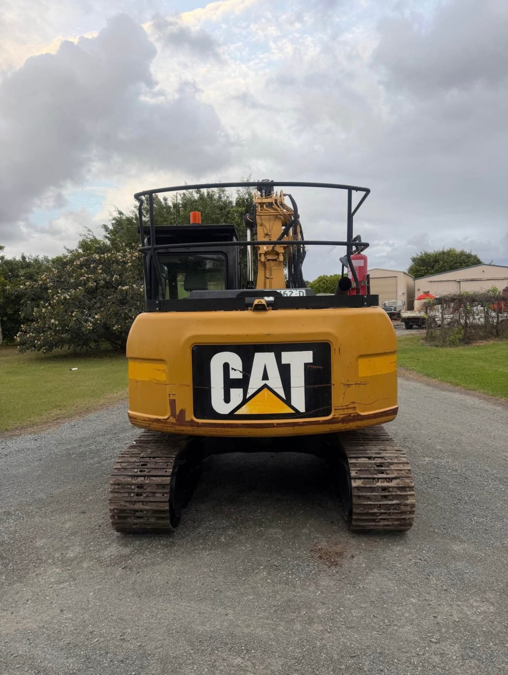 2015 Caterpillar  311F LRR
